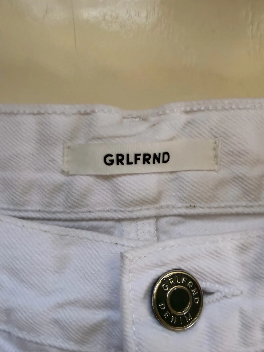 Grlfrnd Marjan Denim Long Shorts White Denim Distressed Bermuda Size 28